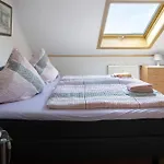 アパート Apartmenthaus Fister シュルッフゼー