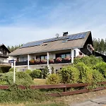 Apartmenthaus Fister アパート *